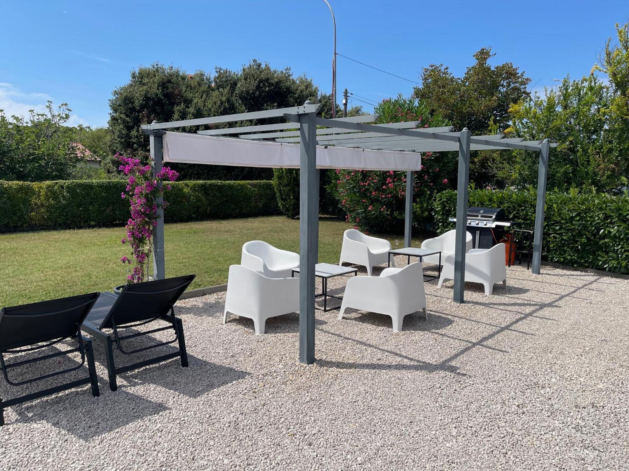 Rab Island Apartmets - Palit Rab Town Eksteriør billede