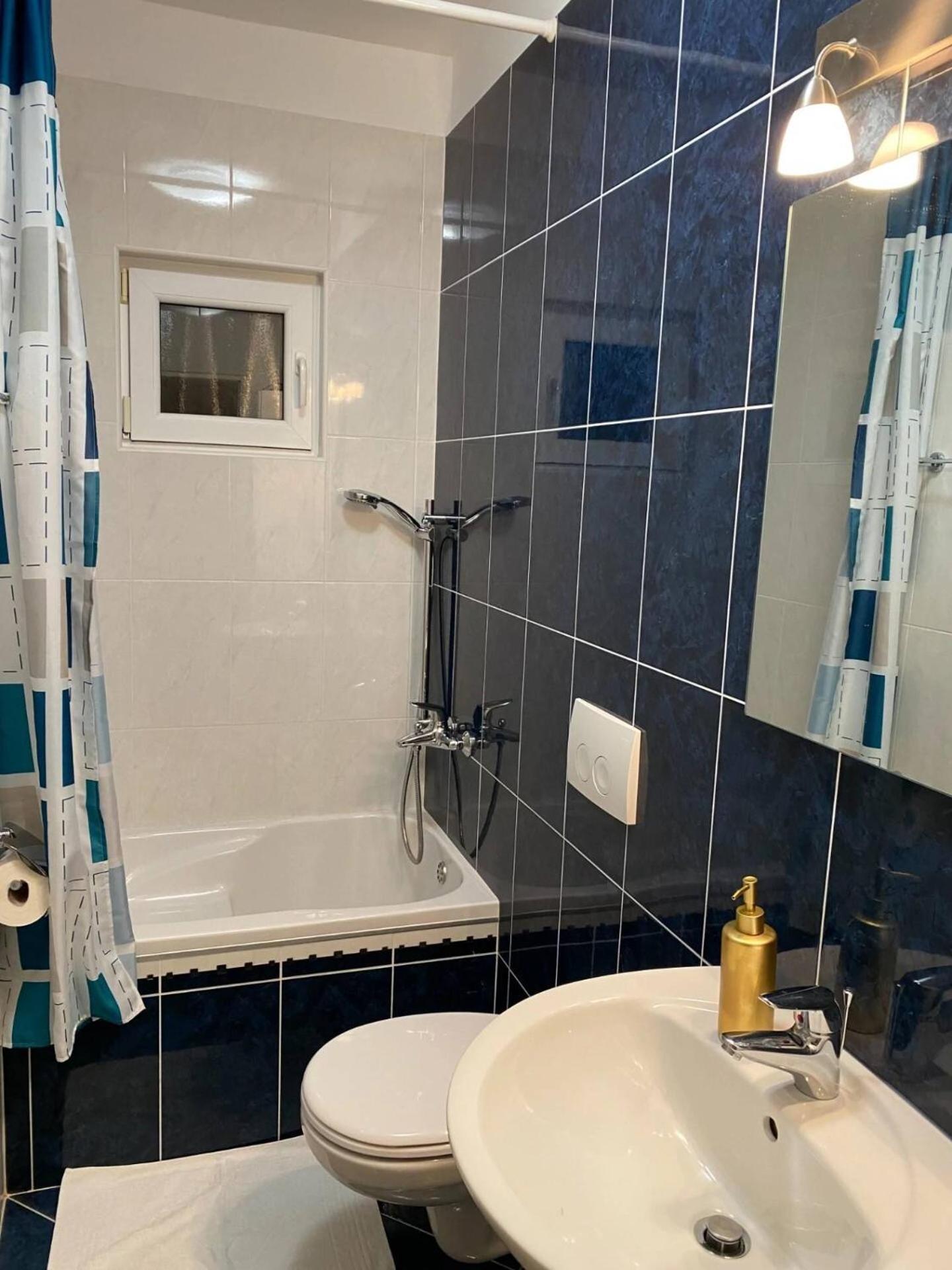 Rab Island Apartmets - Palit Rab Town Eksteriør billede